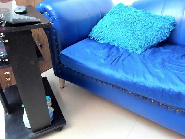 Skinny-Mature webcam