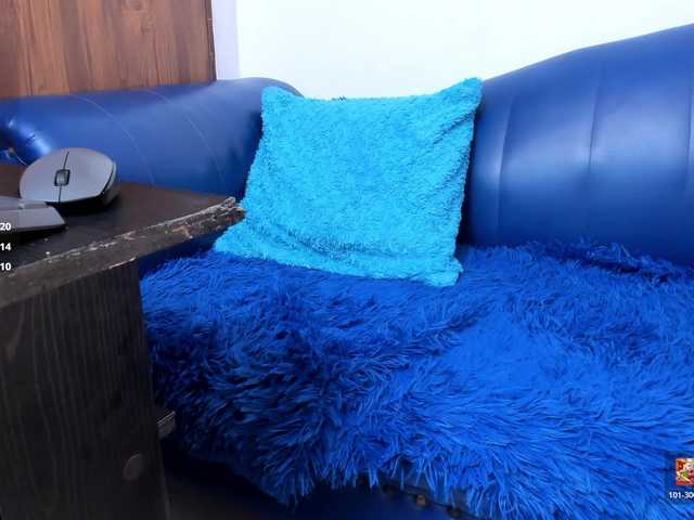 Skinny-Mature's BongaCams show and profile