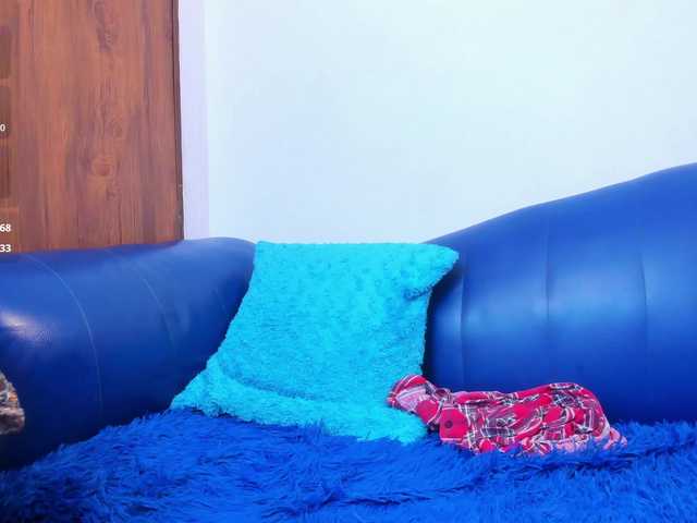 Skinny-Mature's BongaCams show and profile