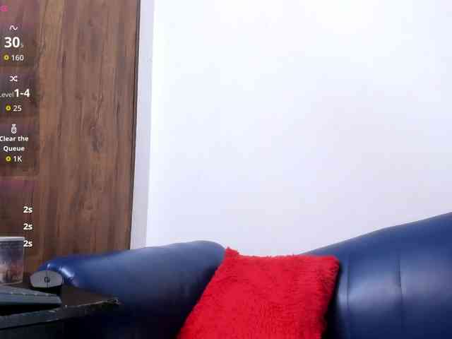 Skinny-Mature webcam