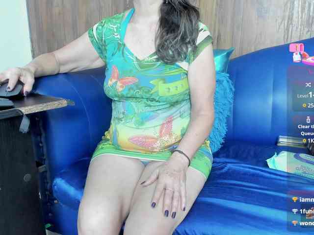 Skinny-Mature webcam