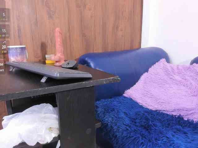 Skinny-Mature Skinny-Mature