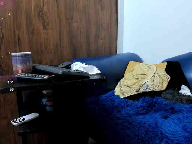 Skinny-Mature webcam