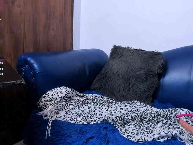 Skinny-Mature webcam