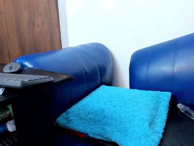 Skinny-Mature Skinny-Mature