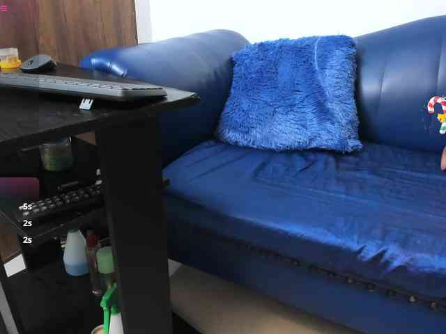 Skinny-Mature webcam