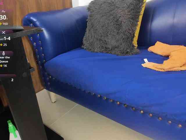 Skinny-Mature webcam