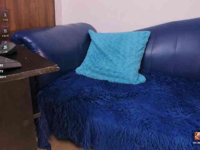 Skinny-Mature webcam