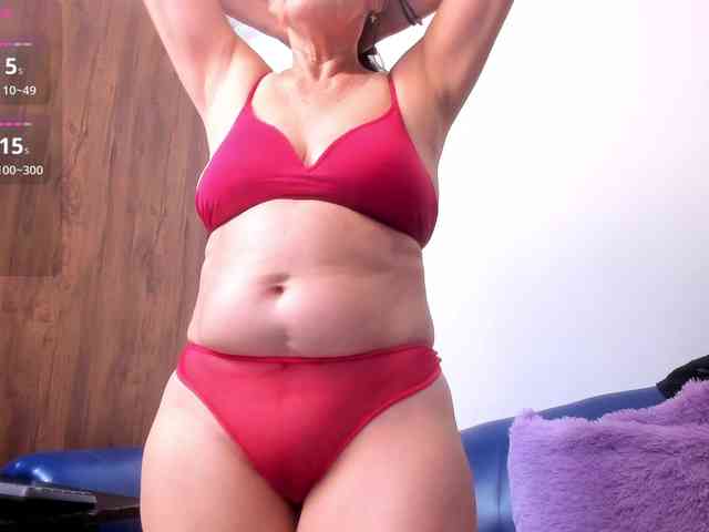 Skinny-Mature webcam