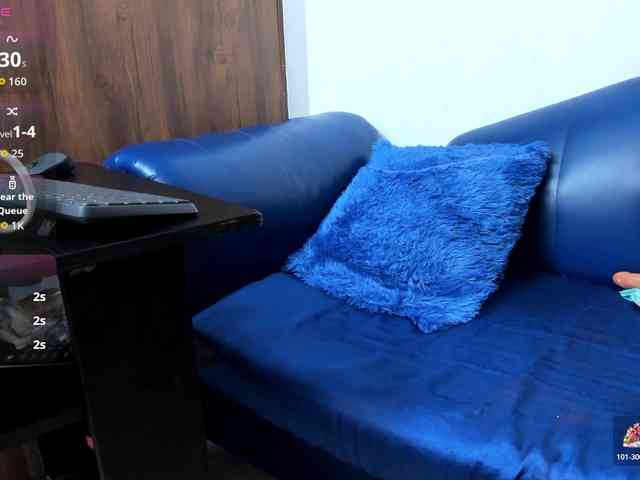 Skinny-Mature webcam