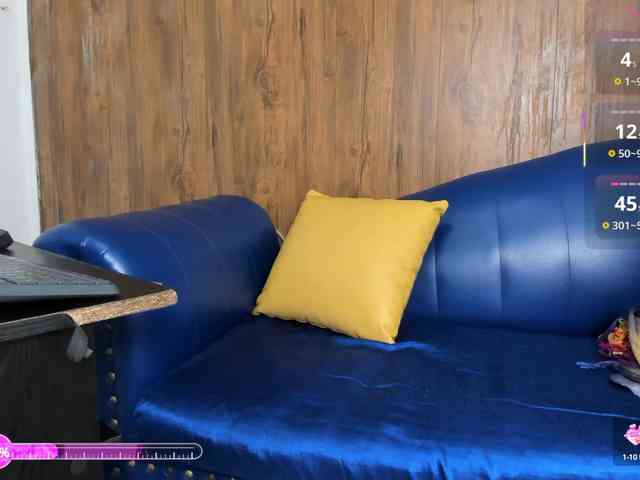 Skinny-Mature webcam