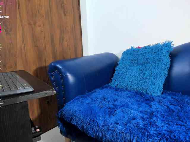 Skinny-Mature webcam