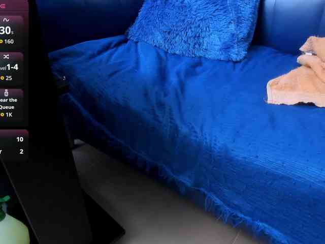 Skinny-Mature webcam