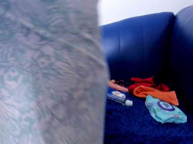 Skinny-Mature webcam