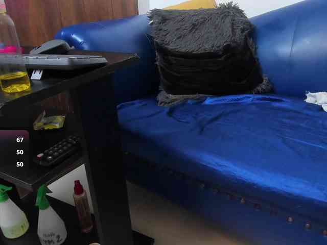 Skinny-Mature webcam