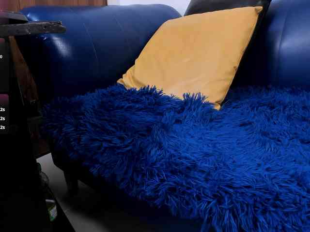 Skinny-Mature webcam