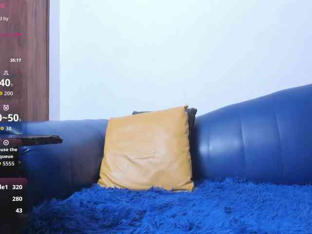 Skinny-Mature webcam