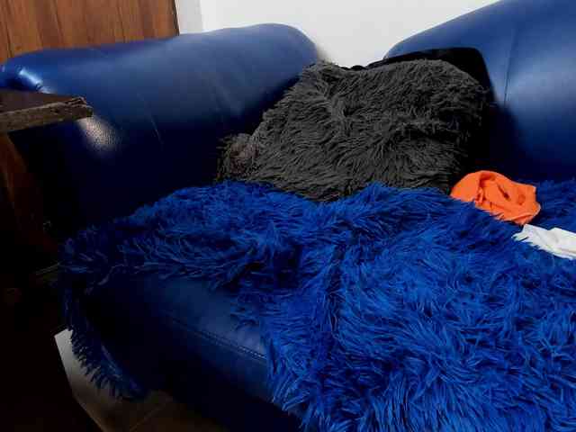 Skinny-Mature webcam