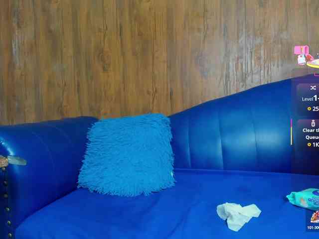Skinny-Mature webcam