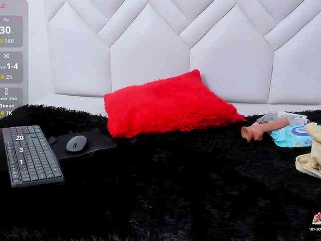 Skinny-Mature Skinny-Mature