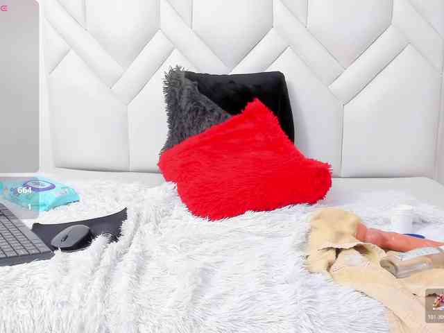 Skinny-Mature webcam