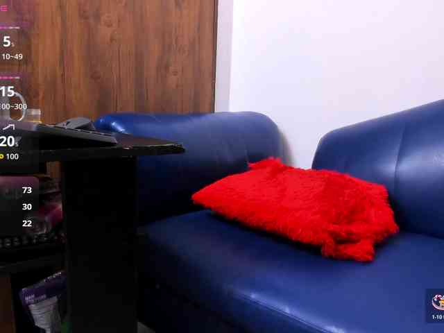 Skinny-Mature webcam