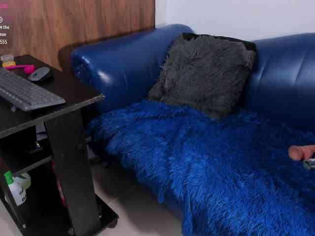 Skinny-Mature webcam