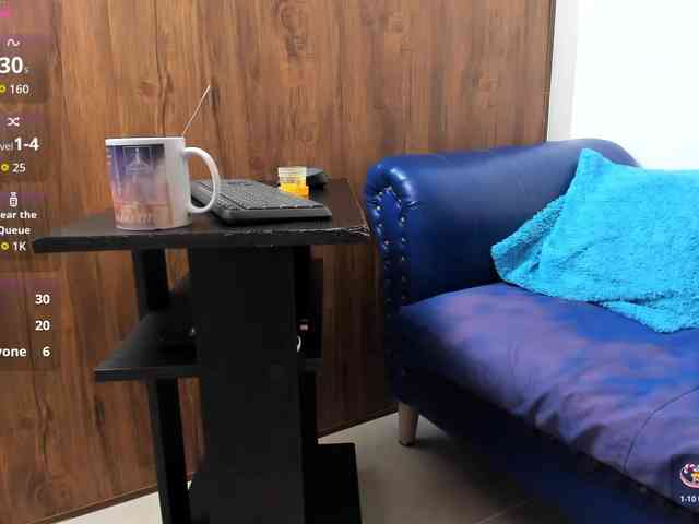 Skinny-Mature Skinny-Mature