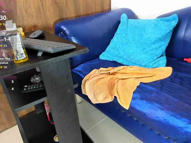 Skinny-Mature Skinny-Mature