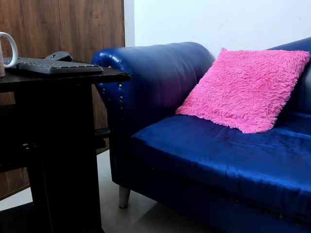 Skinny-Mature Skinny-Mature