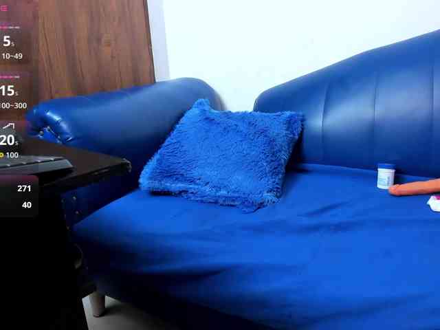 Skinny-Mature webcam