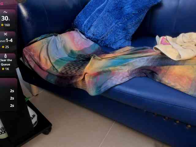 Skinny-Mature webcam