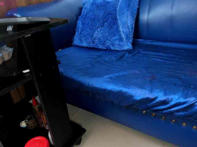 Skinny-Mature Skinny-Mature