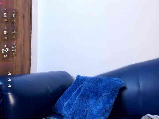 Skinny-Mature webcam