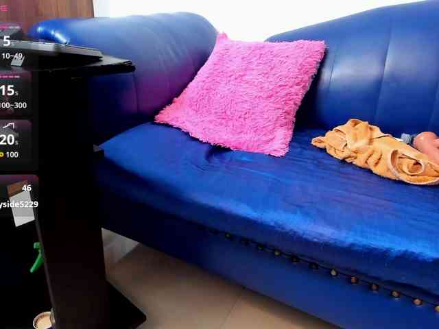 Skinny-Mature Skinny-Mature