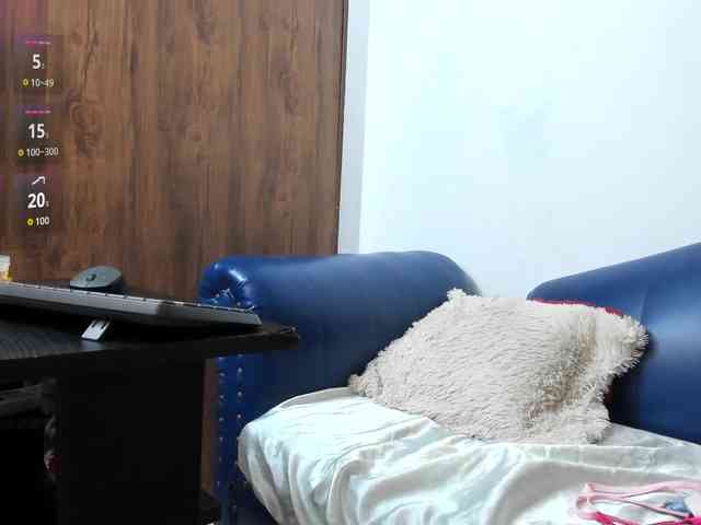 Skinny-Mature webcam
