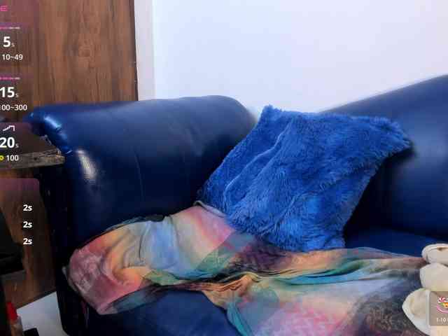 Skinny-Mature webcam