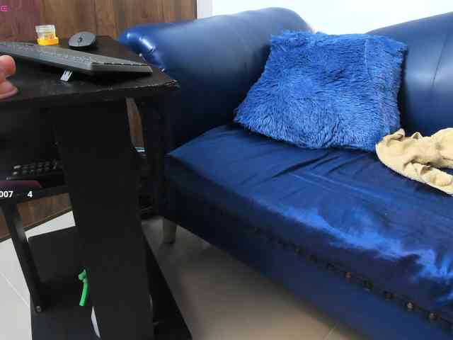 Skinny-Mature webcam