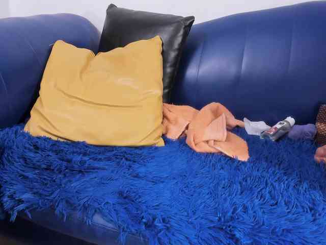 Skinny-Mature webcam