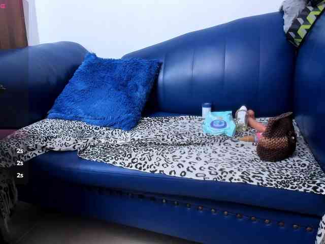 Skinny-Mature webcam