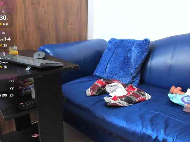 Skinny-Mature webcam