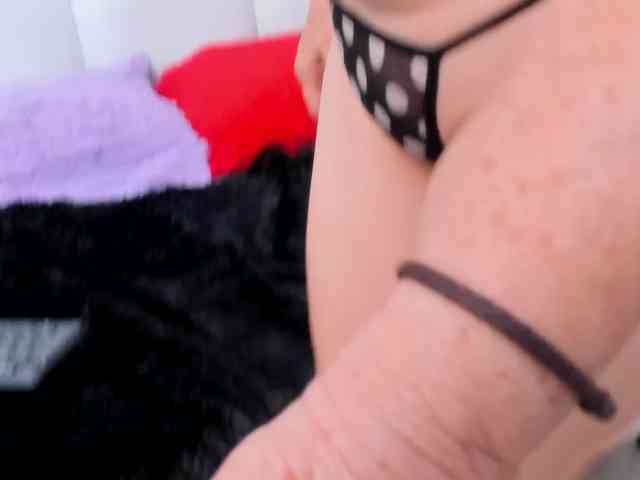 Skinny-Mature Skinny-Mature