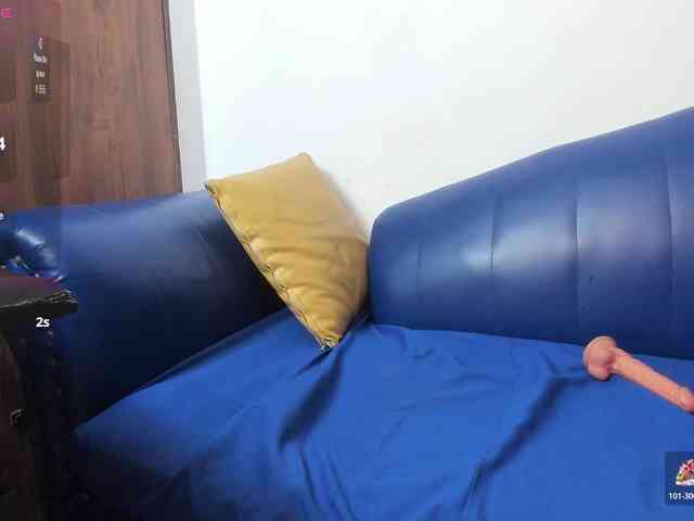 Skinny-Mature webcam