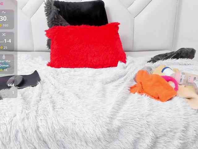 Skinny-Mature webcam