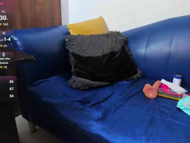 Skinny-Mature webcam