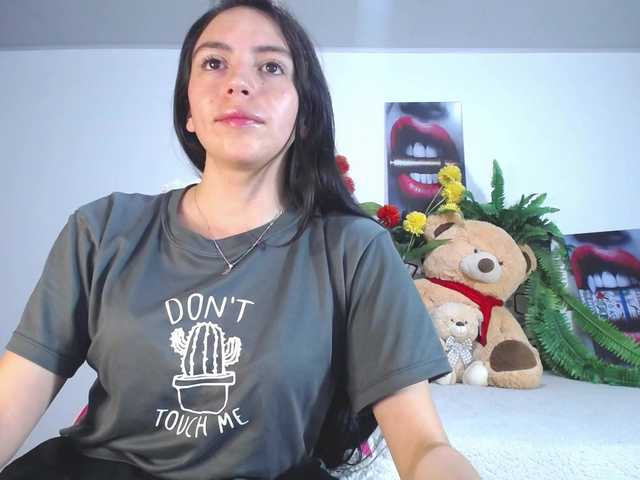 likaalittle's BongaCams show and profile