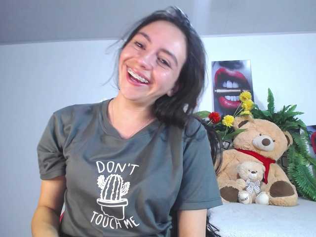 likaalittle's BongaCams show and profile