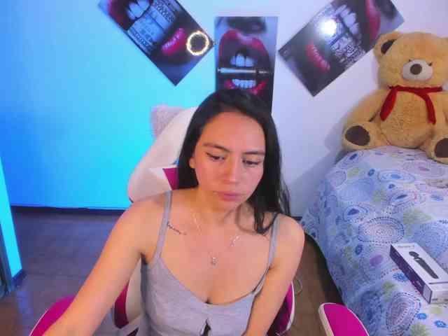 likaalittle webcam