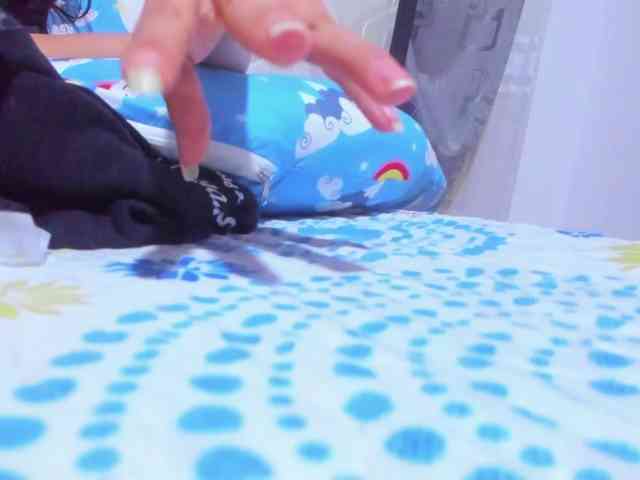 likaalittle webcam
