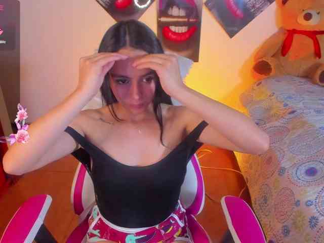 likaalittle webcam